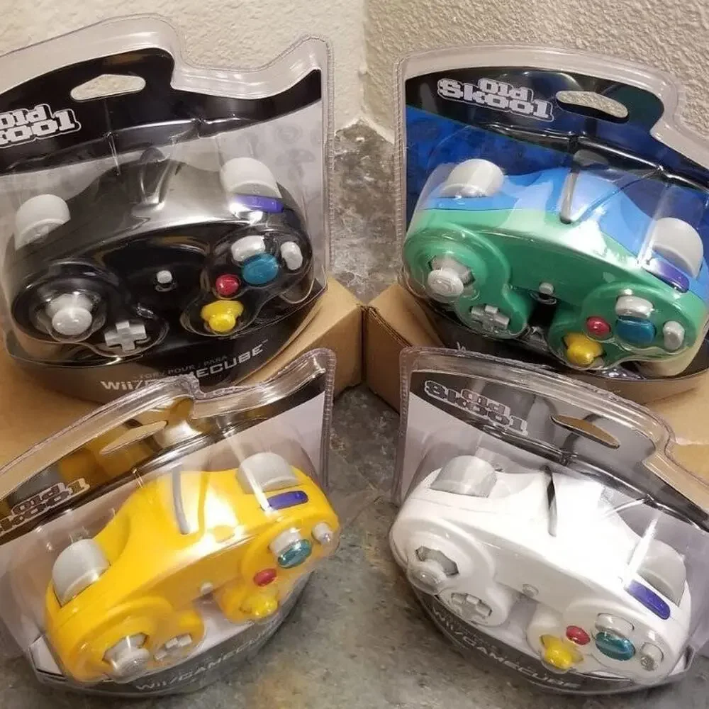 4 Gamecube Controllers - 4 Colors Bundle (NEW) Orange White Black Green Nintendo